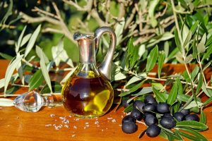 4 olive-oil-1596639_960_720